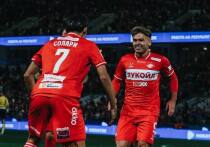 В Москве 26 ноября состоялся один из самых эмоционально насыщенных матчей нынешнего розыгрыша Кубка России. Московский «Спартак» в гостях одержал победу над столичным «Локомотивом» со счётом 3:2 и вышел в полуфинал Пути РПЛ Кубка страны. Для красно-белых это уже вторая победа под руководством Вадима Романова, назначенного исполняющим обязанности главного тренера 11 ноября после отставки сербского специалиста Деяна Станковича.