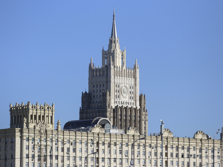 МИД: РФ сообщит, когда мероприятия с обсуждением мирного плана США запланируют