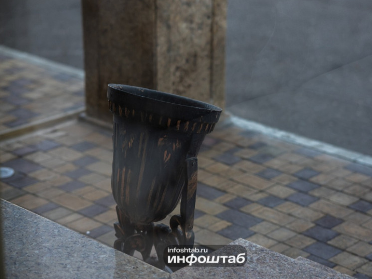 Урнотерапия: сказ о том, как аукцион на изготовление урн в Астрахани превратился в драмеди