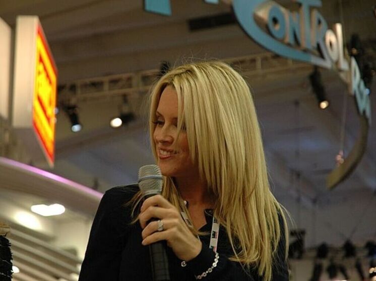 Актриса Дженни Маккарти впервые рассказала о серьезных проблемах со здоровьем