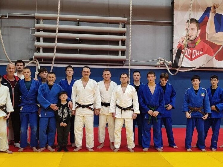 Запорожские дзюдоисты оттачивают мастерство на сборах в Алуште