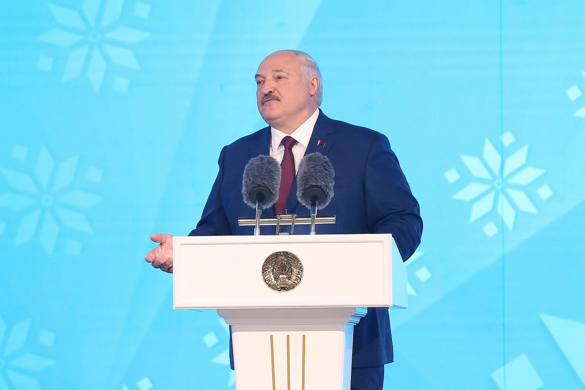 Лукашенко: Зеленский отказывается от белорусского посредничества по Украине