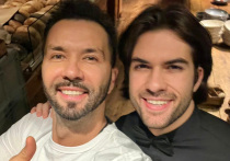 Кажется, в звёздном семействе Ильи Олейникова и его сына- экс-солиста группы "Чай вдвоем" Дениса Клявера гены окончательно взяли своё