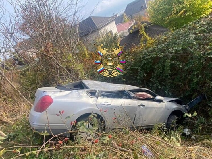 В Новороссийске опрокинулась иномарка: пострадали два 19-летних молодых человека