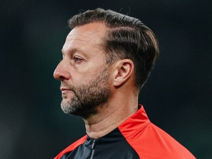 Заслуженный тренер России, бывший футболист московских «Спартака» и «Локомотива» Валерий Павлович Гладилин в эксклюзивном интервью «МК-Спорт» высказался о победе красно-белых над «железнодорожниками» в четвертьфинале Кубка России, оценил работу исполняющего обязанности наставника «Спартака» Вадима Романова, а также прокомментировал сложности столичного ЦСКА на этой стадии турнира.