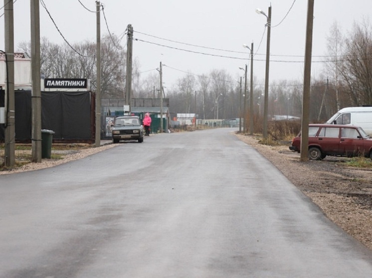 Илья Беспалов оценил завершившийся ремонт дороги к кладбищу №4