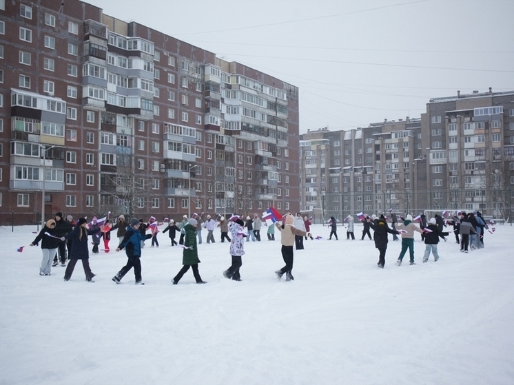 Четыре пришкольных стадиона отремонтировали в Череповце