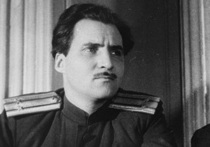 Нигде и никогда писатель не жил столь сладко, столь, простите, жирно, как в Советском Союзе