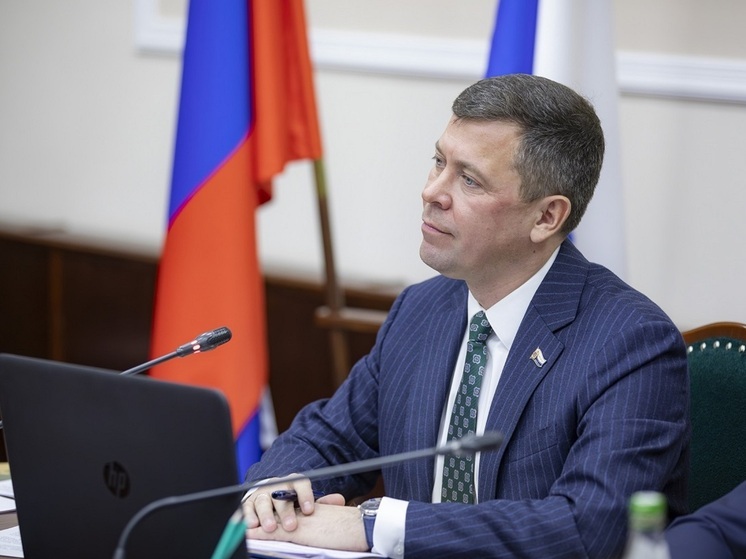 Закон о преимущественном праве участников СВО приняли в НАО