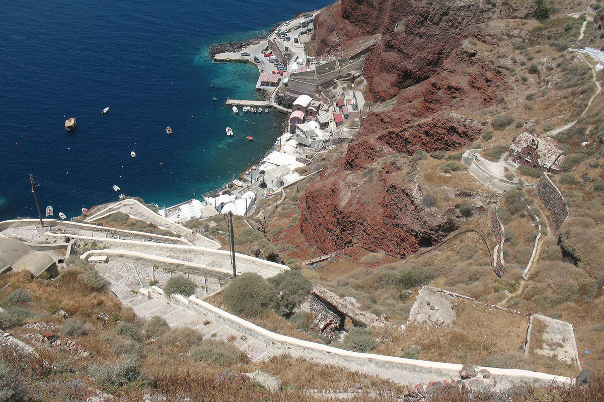 Археологи нашли необычное захоронение женщины