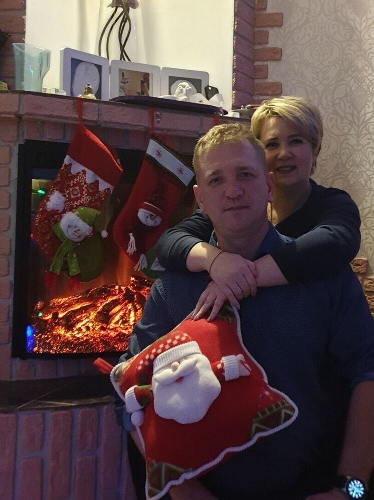 В самом сердце востока России, на стыке Сибири и Дальнего Востока, в Республике Бурятия процветает необычный бизнес, в котором цифровые технологии встречаются с живым теплом дерева, а личная страсть супругов переплетается с любовью к родному краю. 