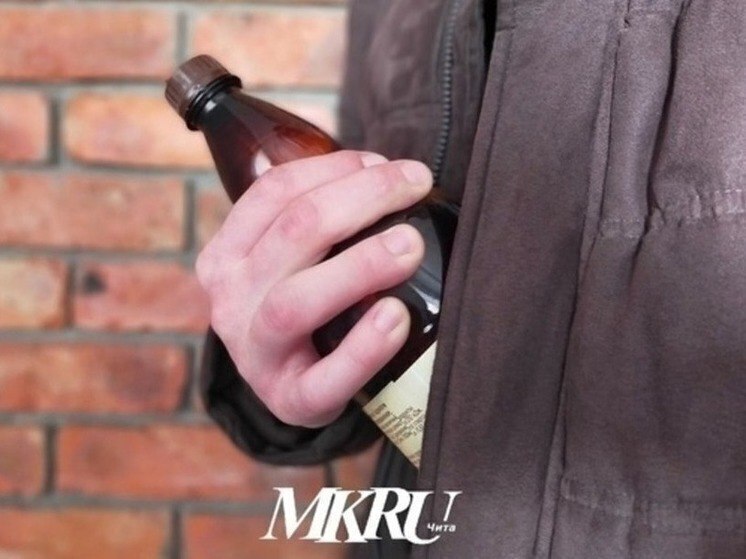 Забайкальцы разбили часть украденного алкоголя, убегая с места преступления