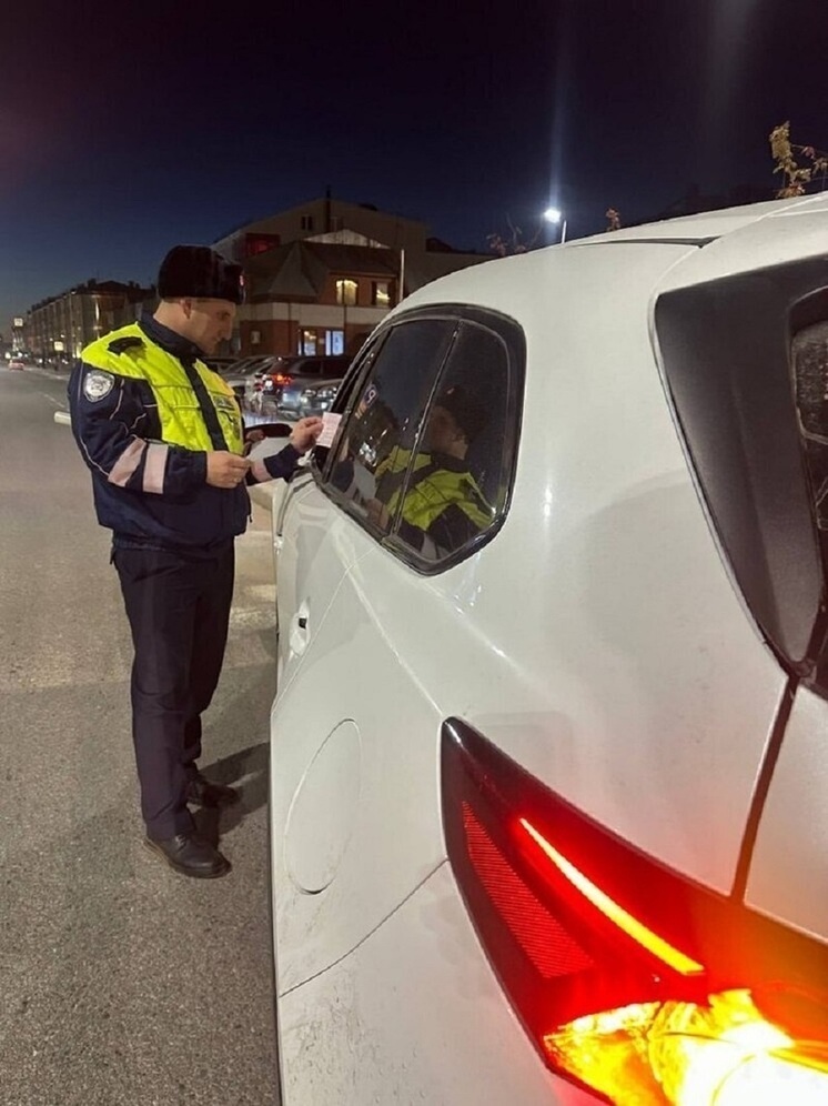 Шесть автомобилистов-бесправников попались полиции Ямала за сутки