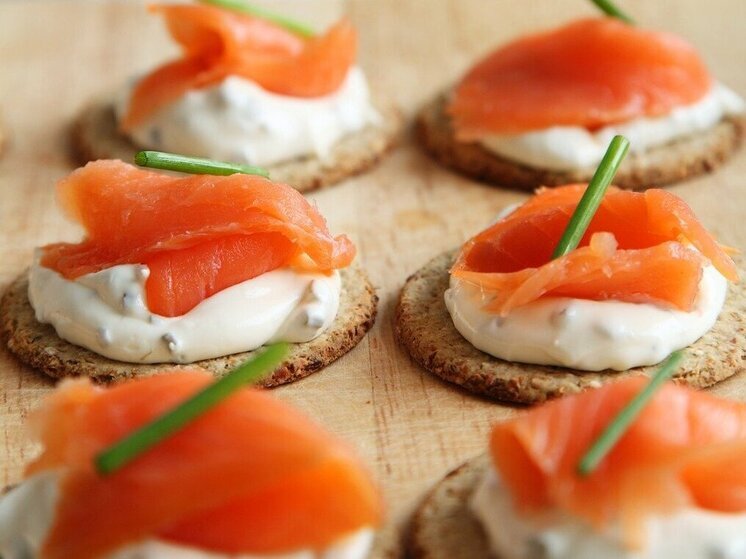 Солю красную рыбку по этому рецепту — вкус как у дорогой форели, теперь только так делаю: гости не верят, что это горбуша