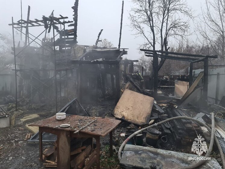 В Туле пожарные ликвидировали возгорание на даче в СНТ «Металлург»