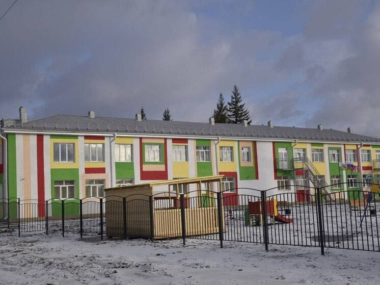 В Любинском районе открыли детский сад после ремонта по нацпроекту