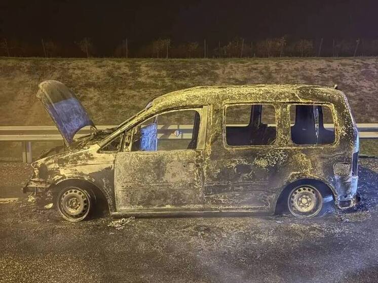 На трассе Кубани сняли ограничения движения после возгорания иномарки