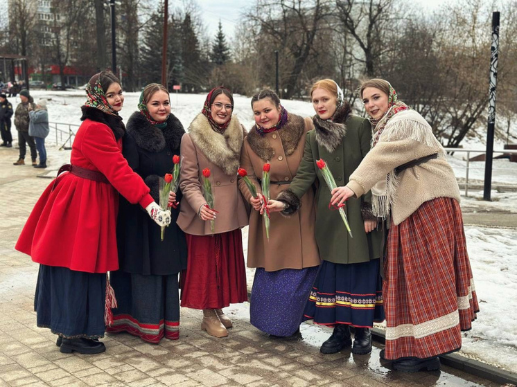 В Костроме будут поздравлять самых выдающихся мам