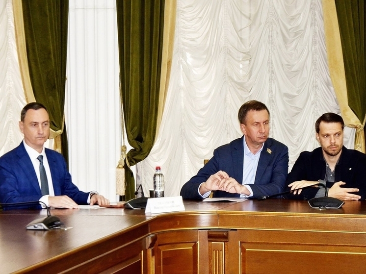 Депутат Виктор Тепляков принял участие в заседании политсовета Сочинского отделения «ЕР»