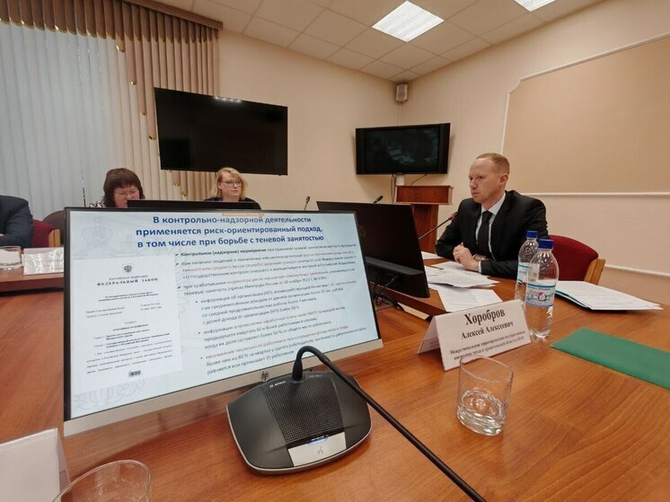 2 из 3 работников ПВЗ в Архангельске работают нелегально