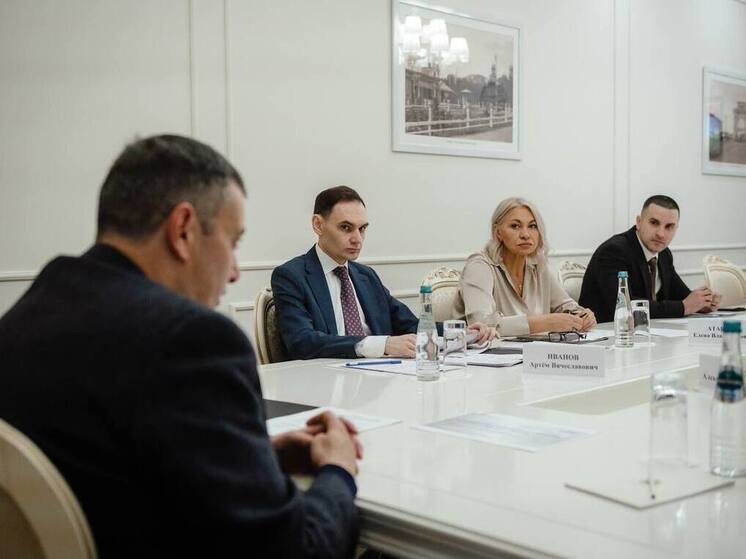 Хинштейн: пора брать опыт Москвы по работе с подрядчиками