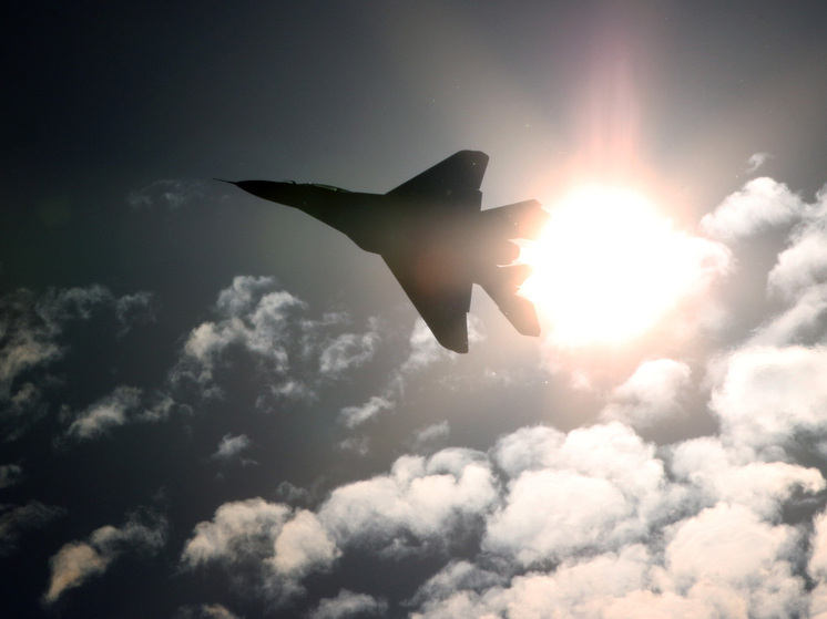 MWM: российская ракета Р-77М по дальности и технологиям превосходит американскую AIM-120D-3