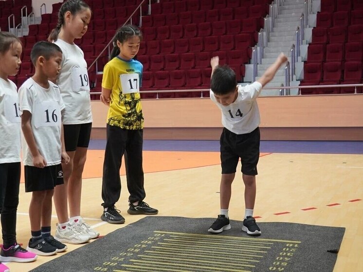 В Элисте провели осенний фестиваль ГТО