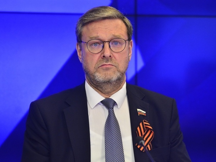 Сенатор Косачев: будущие мирные соглашения ежедневно меняются на поле боя не в пользу Украины