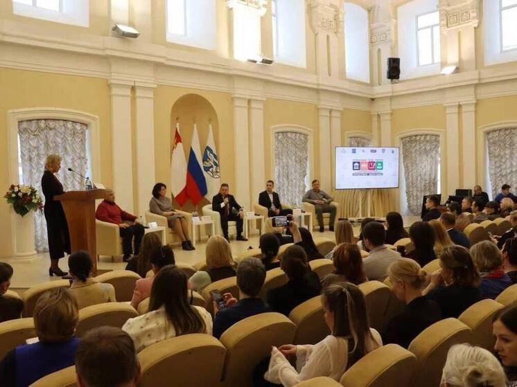 Вологодские педагоги обсуждают патриотическое воспитание молодежи