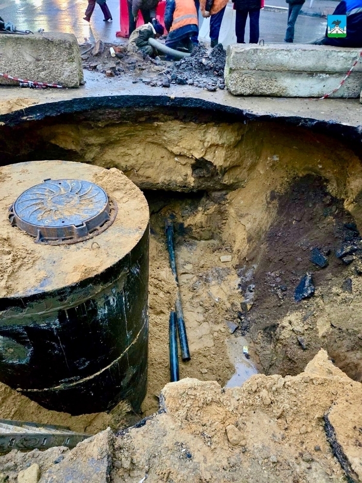 В Орле выполнили основные мероприятия по ликвидации аварии на канализационном коллекторе