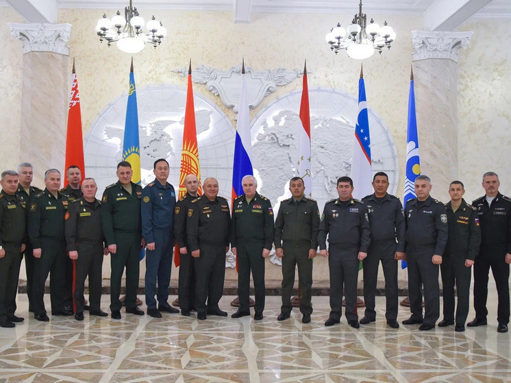 Руководители военно-политических органов пяти стран СНГ приехали в Москву