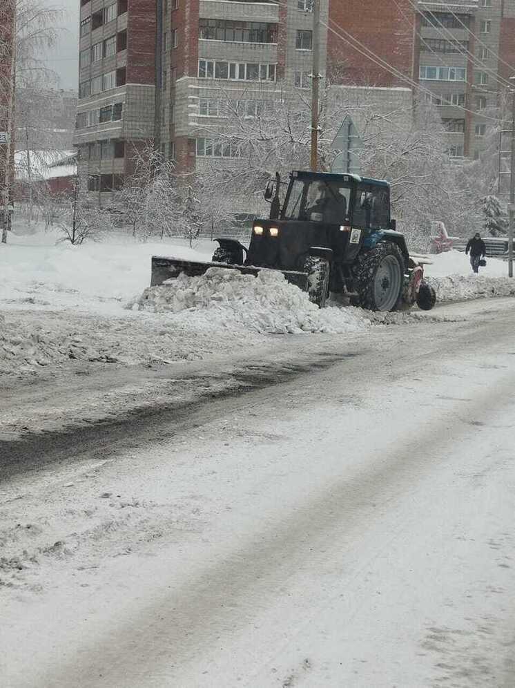 Первомайский район Новосибирска перешёл на усиленный режим уборки снега