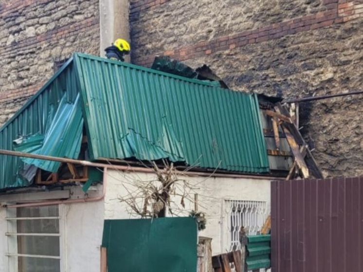 Неперекрытый газ чуть не лишил дома жительницу Ростова