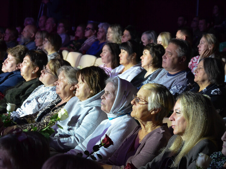 В Пензе состоялось торжественное мероприятие ко Дню матери для семей участников СВО