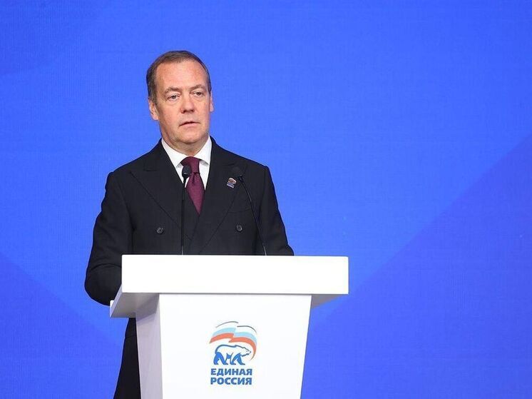 Им предстоит рассказать избирателям, как был реализован главный партийный документ