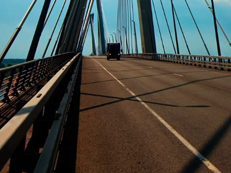 В Липецке завершили ремонт моста на Октябрьской