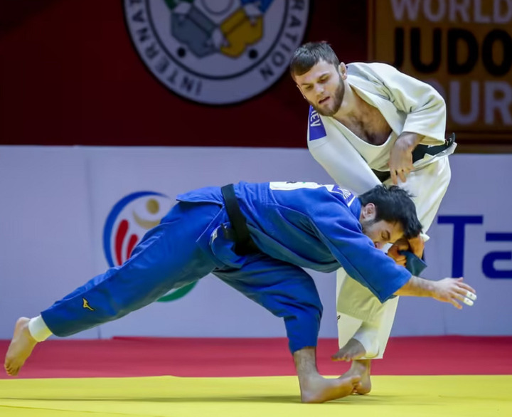 Аюб Блиев выиграл первое золото после возвращения национальной символики