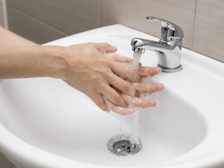 В Южно-Сахалинске 29 ноября отключат холодную воду в жилых домах на Дальнем