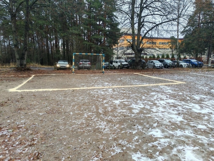 В Приозерске стартует первенство района по футболу на снегу