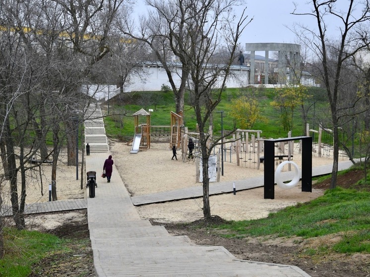 Общественность Элисты приняла благоустройство улицы Городовикова