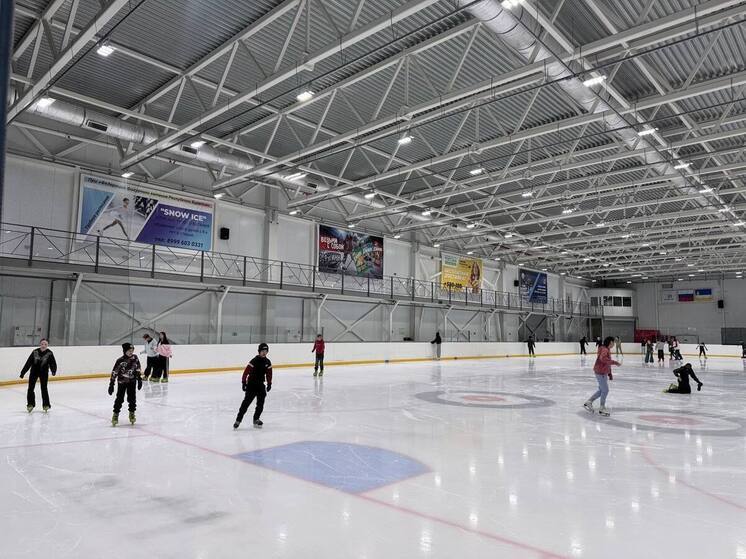 В Бурятии полицейские помогли трудным подросткам выйти на лед