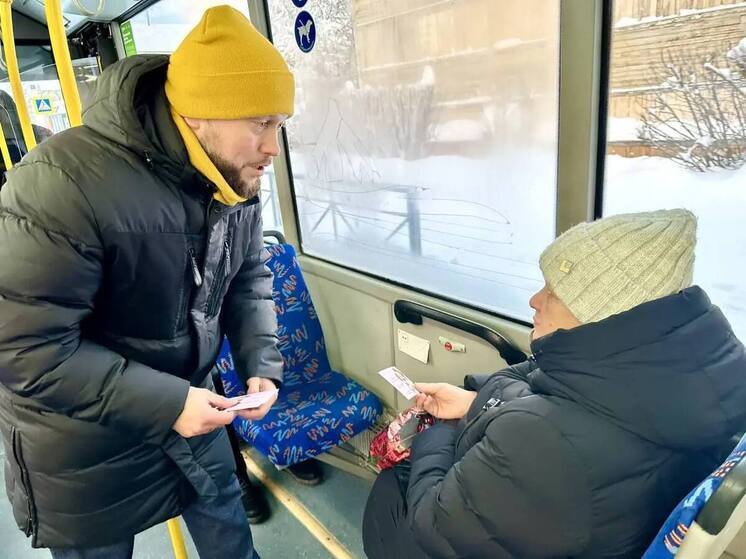 В Салехарде мамам подарили бесплатный проезд на автобусах