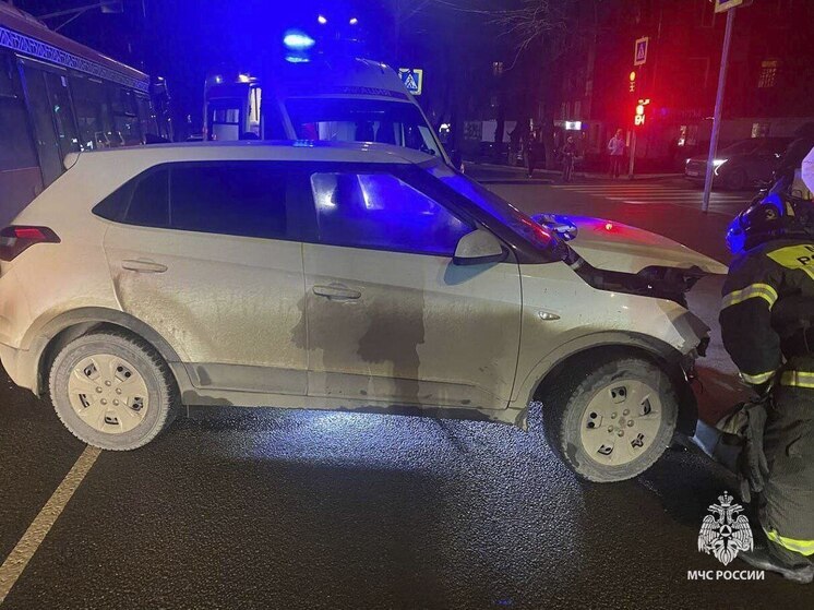 На дороге Тула-Новомоковск сгорел легковой автомобиль