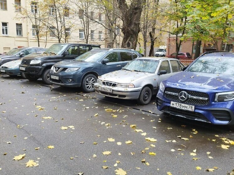 С декабря для петербуржцев введут новый тарифный коридор для ОСАГО