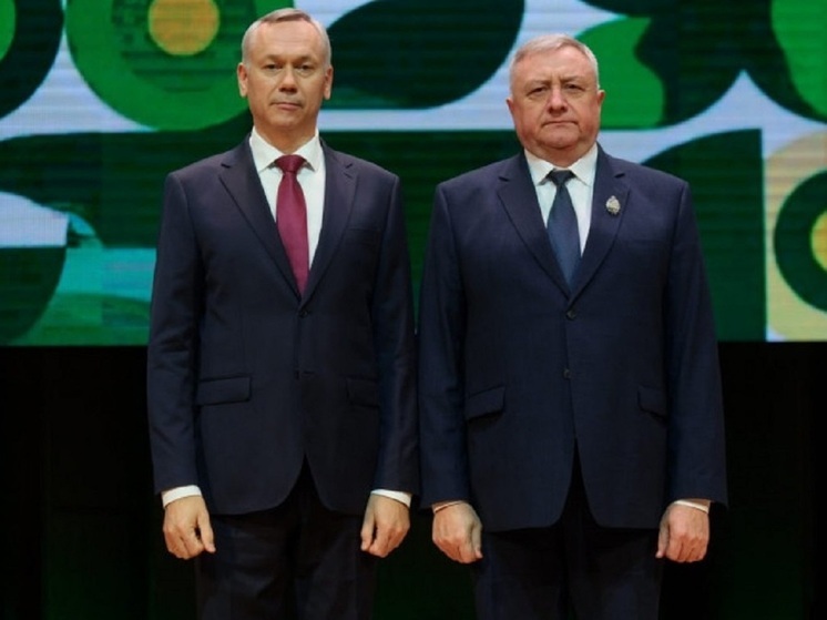 Травников торжественно наградил аграриев Новосибирской области