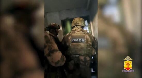 Цыгане притворялись проститутками, чтобы вымогать деньги под угрозой разоблачения