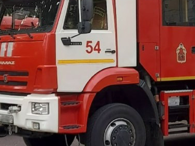 Под Апатитами перевернулся микроавтобус Citroen Jumper