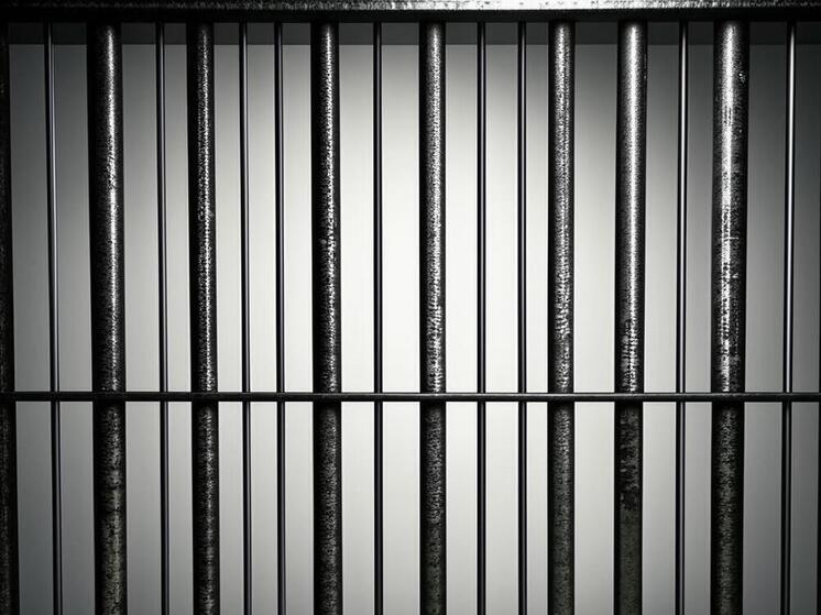 На КПП в Дагестане задержан мужчина с синтетическими наркотиками в крупном размере