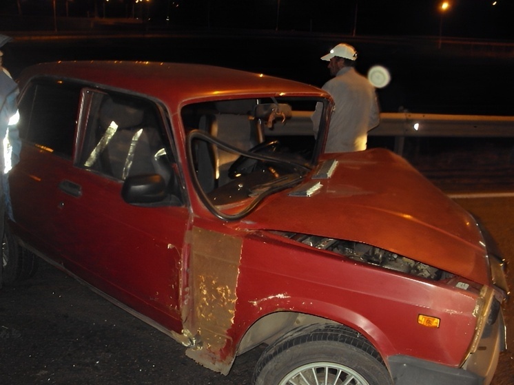 В Подгоренском районе Воронежской области столкнулись «ВАЗ» и «КАМАЗ»