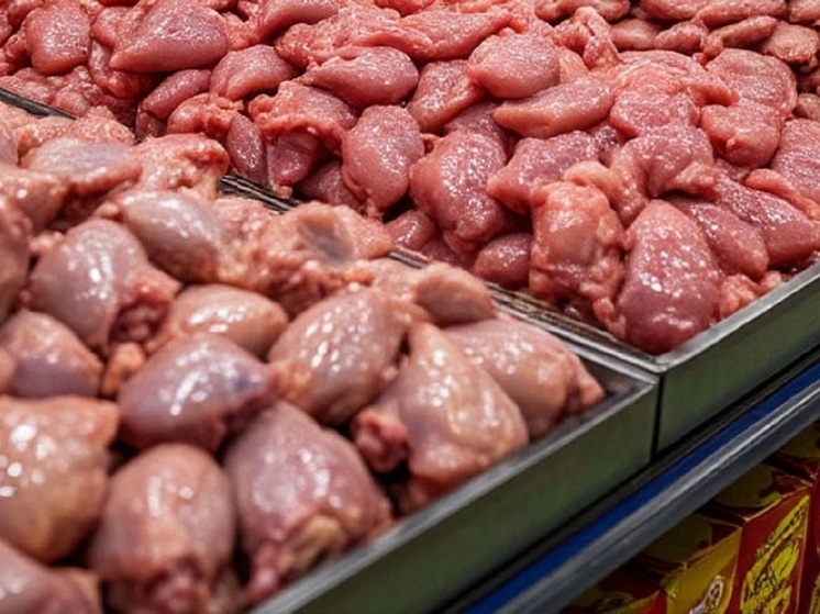 Курица пропала с прилавков магазинов в Новосибирске